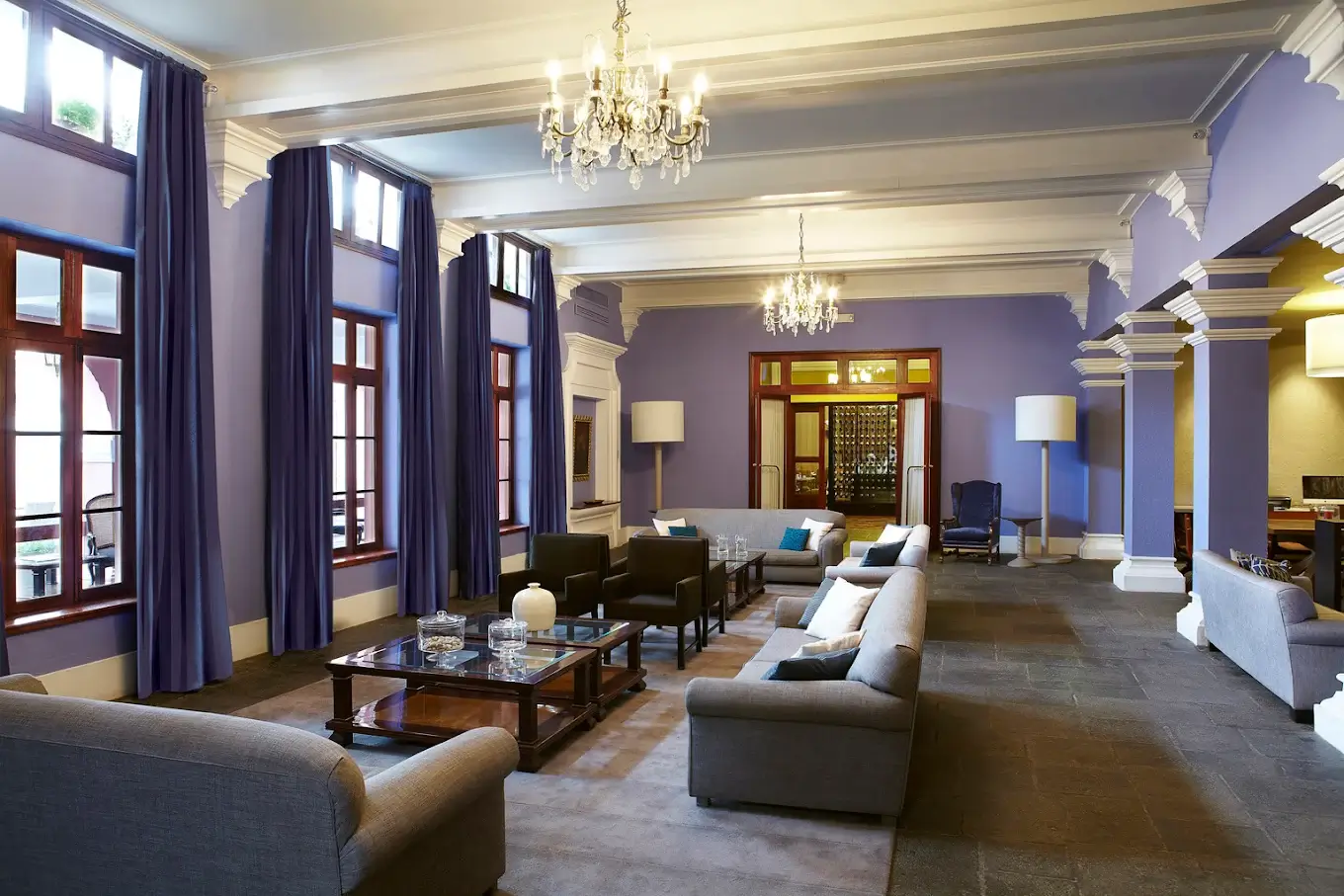 Lobby del hotel Costa del Sol Wyndham Arequipa