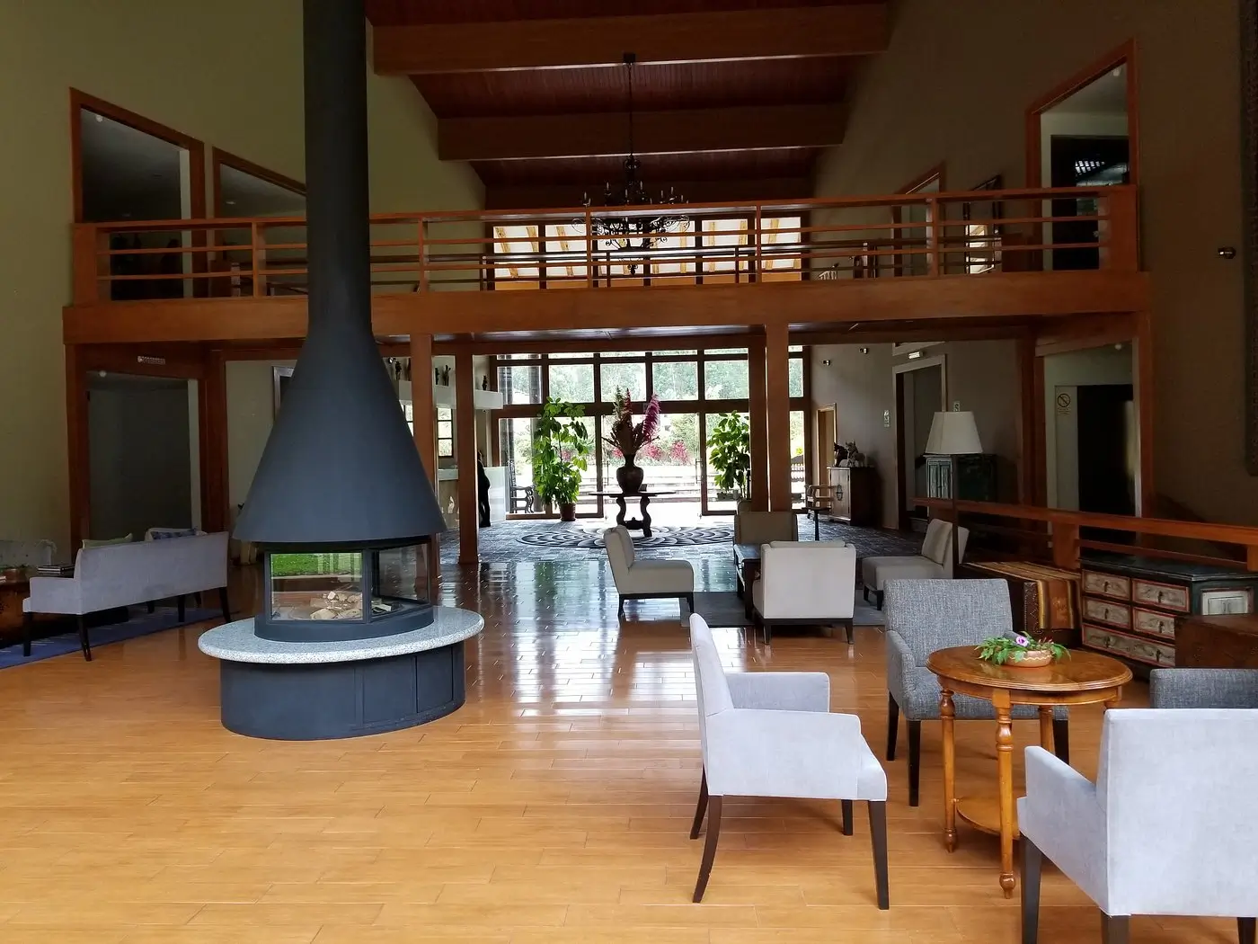 Lobby y zona de estar del hotel Taypikala Valle Sagrado Deluxe