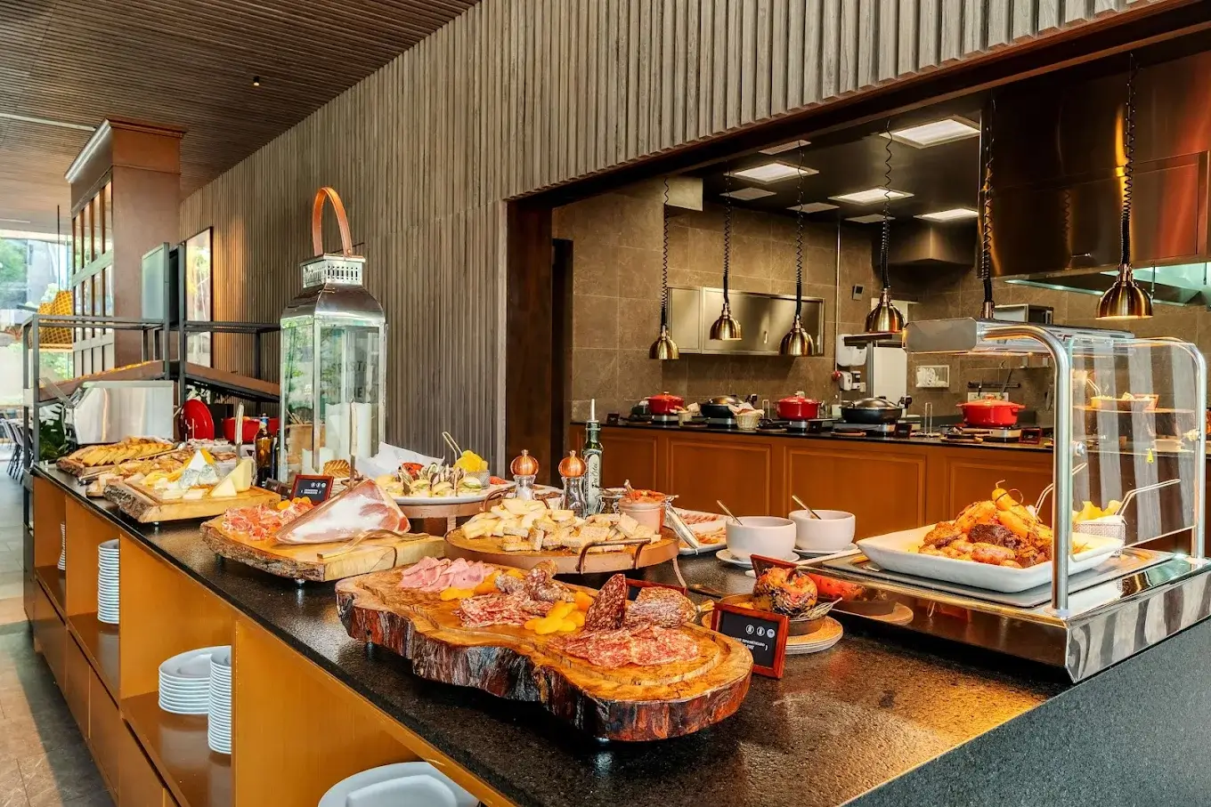 Restaurante Isidro Bistro & Limeño del hotel Hyatt Centric San Isidro Lima