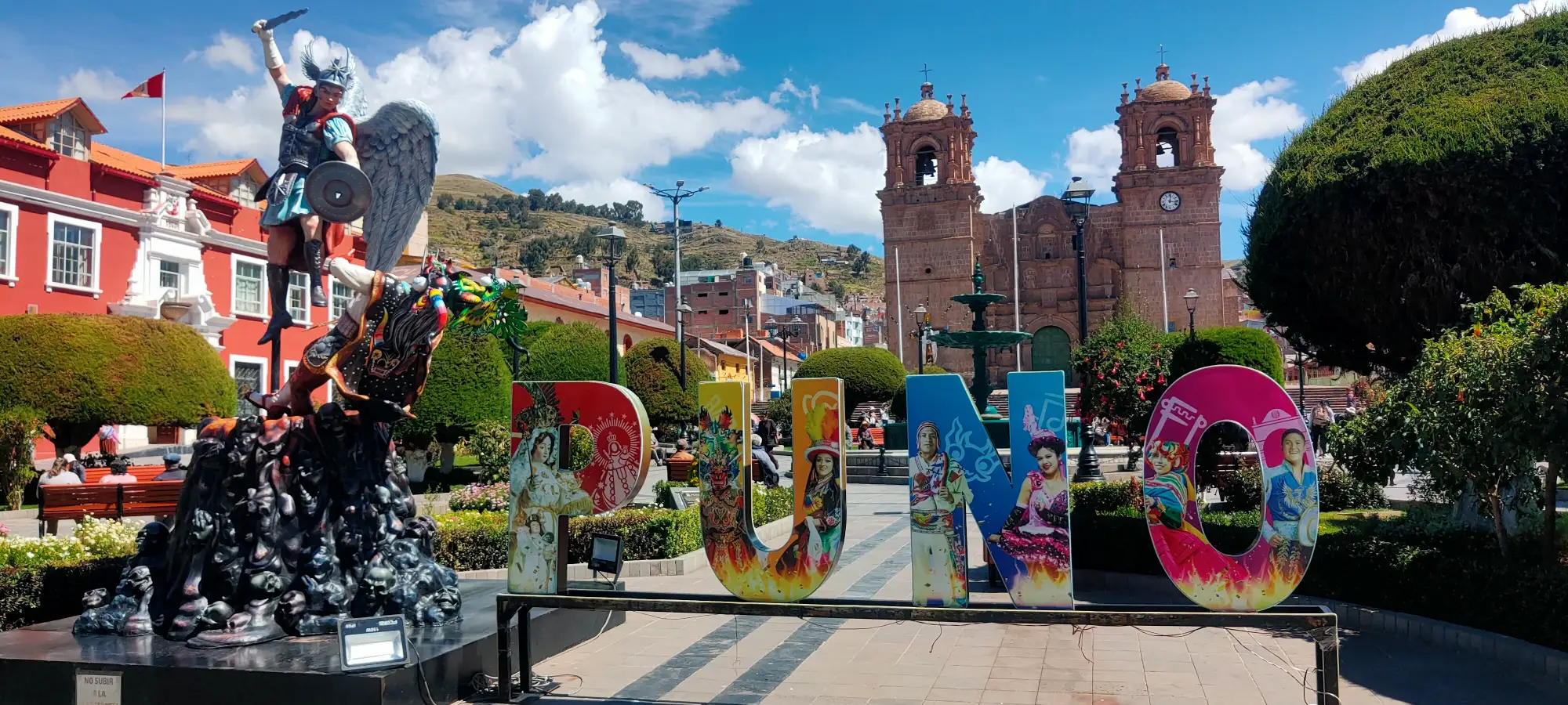 Cómo llegar a Puno desde Cusco o Lima: bus, tren, vuelo y consejos de viaje