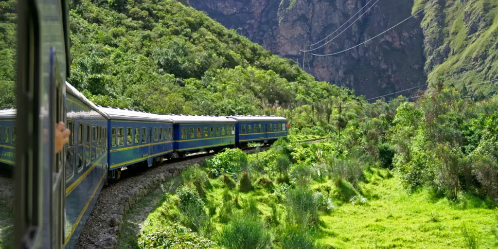 Cómo llegar a Machu Picchu en tren: guía completa desde Cusco